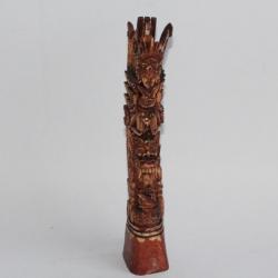 Sculpture os Bali Indonésie divinité balinaise
