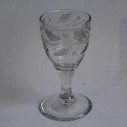 Verre soufflé Glands et Feuilles de chênes XVIIIe siècle