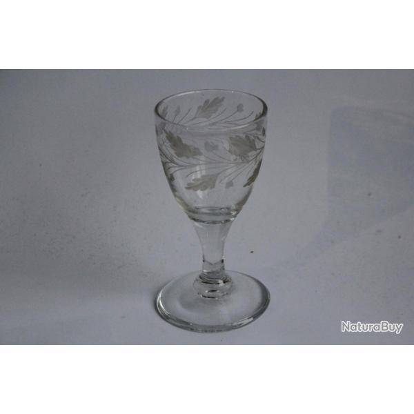 Verre souffl Glands et Feuilles de chnes XVIIIe sicle