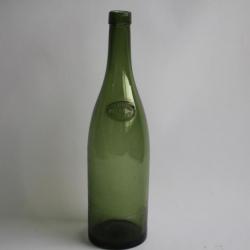 Ancienne bouteille verre Eau minérale de Soultzmatt Alsace