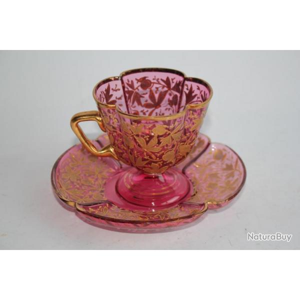 Tasse cristal MOSER Cranberry maill or