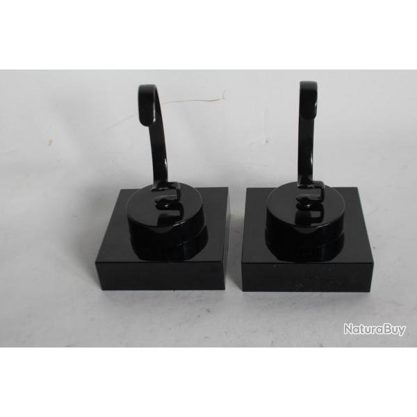 Paire de prsentoirs pour montres noir