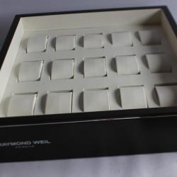 RAYMOND WEIL grand présentoir pour 15 montres