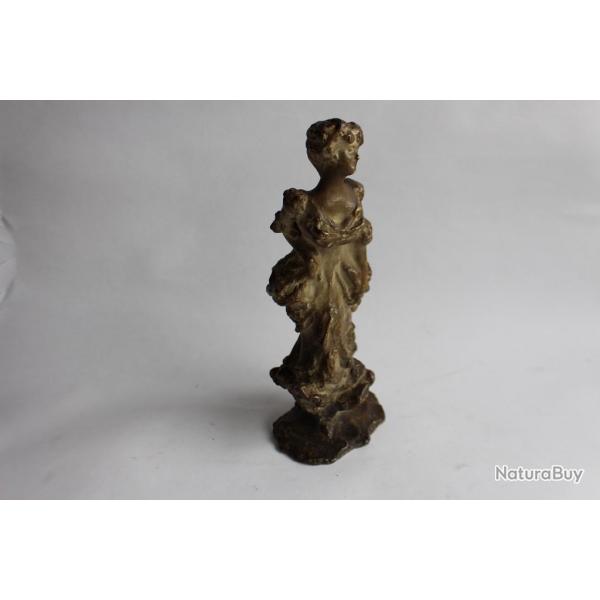 Sculpture terre cuite femme Art nouveau signe ?