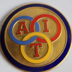 Insigne automobile AIT Alliance International Tourisme