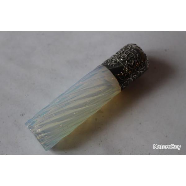 Flacon  sel argent et cristal opalescent