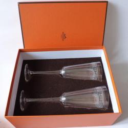 Paire de flûtes a champagne cristal HERMES Egee verre Art de la table