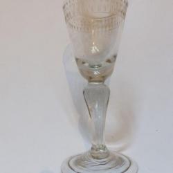 Verre XVIIIe siècle  Antiquités verreries