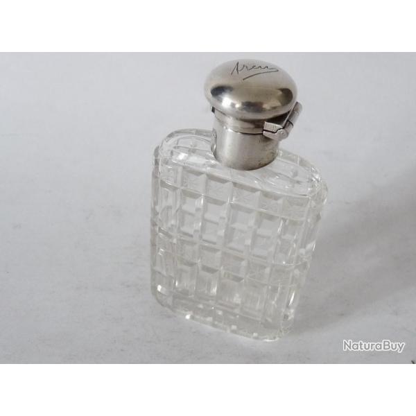 Flacon  sel Cristal taill 1939 objets de vitrine