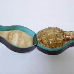 Flacon à sel cristal taillé et or Charles X