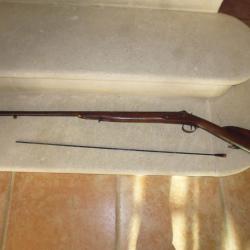 Fusil ancien mono canon chargement par la bouche