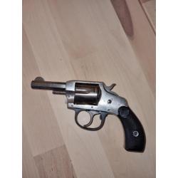 Revolver Harrington & Richardson double action model 1905 32 Sw (Short) a réviser/ restaurer