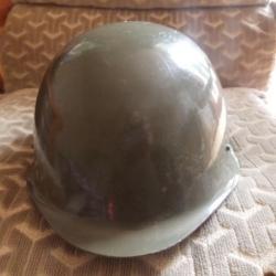 AUTENTIQUE CASQUE RUSSE (OU hongrois) EN TRES BEL ETAT.