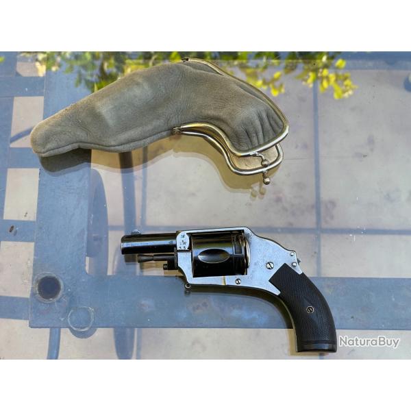 revolver velodog