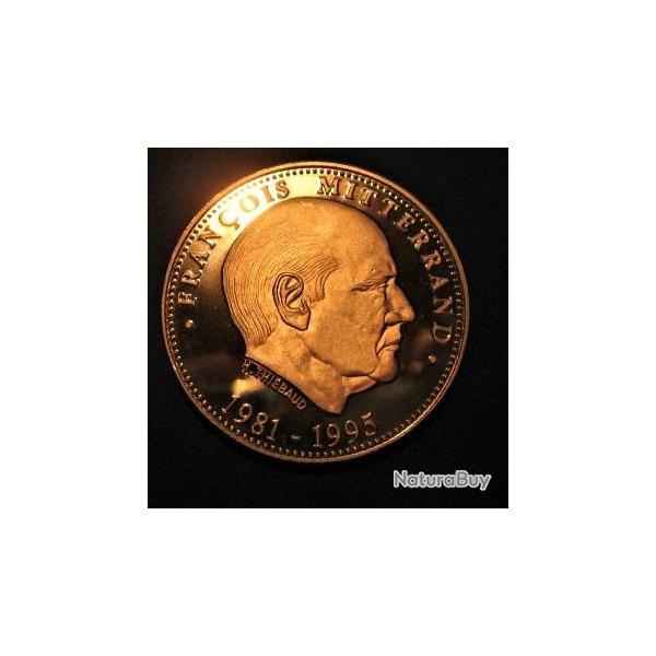 medaille dore  l'or fin Franois Mitterrand president de la rpublique diametre 41mm poids 31 grs