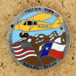 Insigne USAF 1951 PIPER PA-18 Yellow Bird Dallas-Texas Métal chromé émail fixation pin's