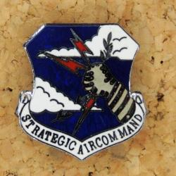 Réduction insigne USAF STRATEGIC AIRCOMMAND fixation pin's métal chromé émaillé
