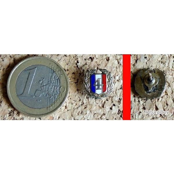Rduction insigne A IDENTIFIER chiffre 4 sur le drapeau tricolore fixation pin's mtal argent EMAIL