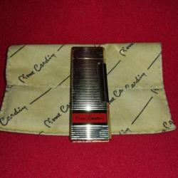 Briquet Vintage Pierre Cardin avec sa pochette velours