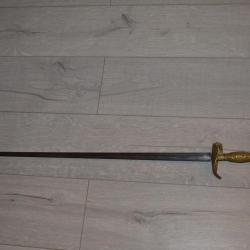épée lame à gouttière