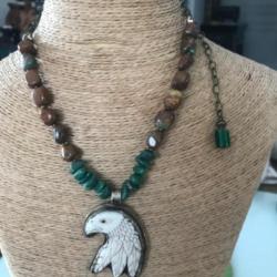 Collier amérindien aigle pygargue à tête blanche - turquoises Nevada