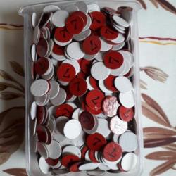 Lot de 100 rondelles de fermeture pour 14 mm numérotées '7' coloris rouge