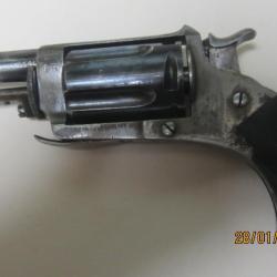 revolver velodog 6mm poudre noire etat neuf