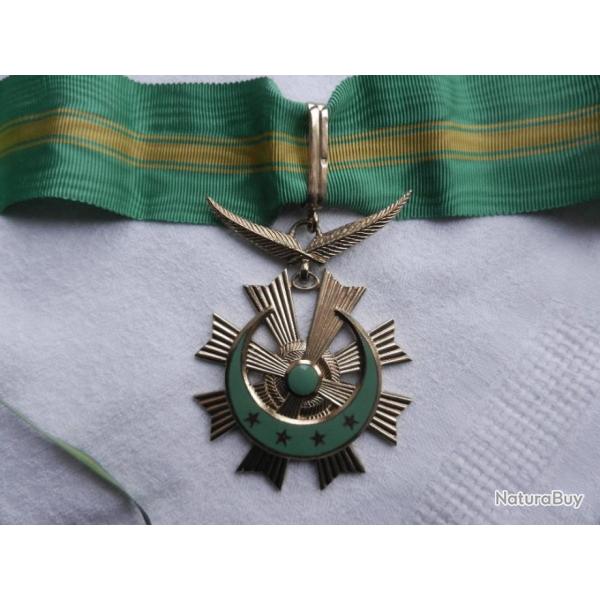 trs belle mdaille dcoration commandeur de l'ordre du Croissant vert