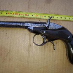 Pistolet de salon Flobert de taille réduite fabrication CH.Rivière Saintes Calibre 6mm annulaire