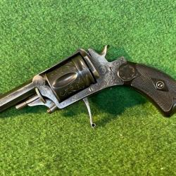 Revolver Velodog Cal.8mm 92