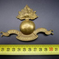 ancien grand insigne de shako , de l'école spéciale miltaire Saint Cyr (12 cm)