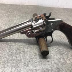 Revolver Smith et WESSON calibre .32 short -1 sans prix de réserve