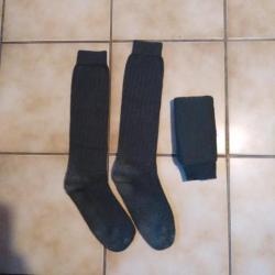 Deux paires de chaussettes armée française