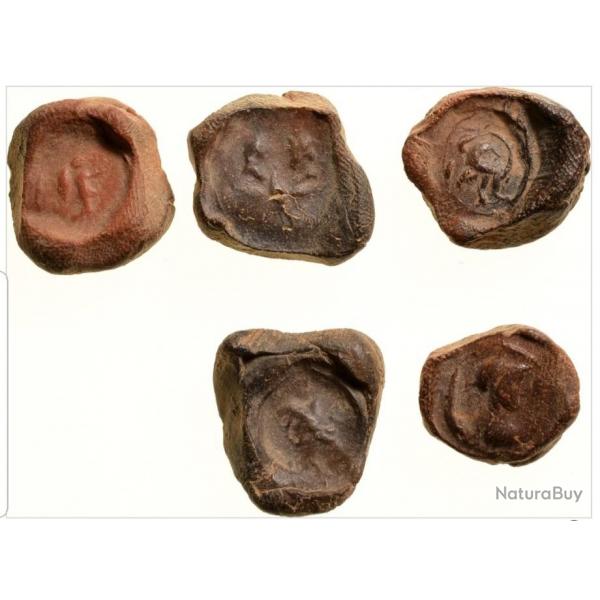 Rome antique : lot de 5 sceaux d'argile Romain. 1er - 3e siècle AD.