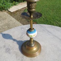 Ancien Bougeoir avec joli décor floral en porcelaine peinte a la main, Napoléon III  - FRANCE (XIXe)