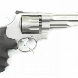 Revolver smith et wesson 627 5 canon 5 pouces calibre 357 magnum
