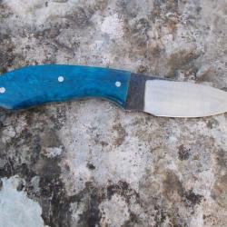 Couteau à dépecer artisanal Le Garenne® type Skinner XC75 Manche Erable échauffé Bleu