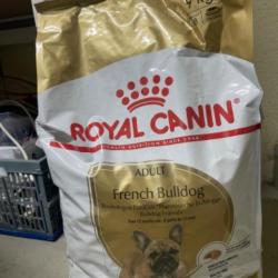 Royal canin bouledogue français