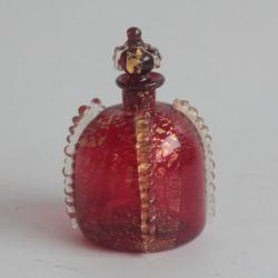 Flacon à parfum verre soufflé rouge et poudre d'or Murano