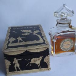 GUERLAIN Flacon de parfum Mitsouko cristal Baccarat