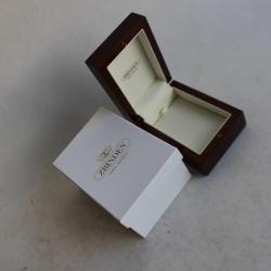 Écrin pour Bijoux pendentif ZBINDEN bois laqué