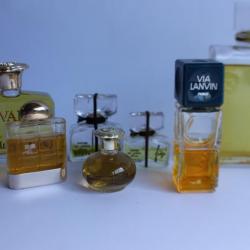 7 Anciens flacons à parfum pour collection