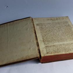 Ancien manuscrit Latin Traité de théologie des sacrements et du mariage