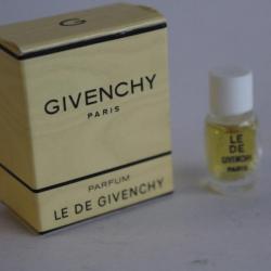 Miniature échantillon parfum Le DE GIVENCHY