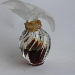Flacon  d'extrait de parfum L'air du temps NINA RICCI LALIQUE scellé
