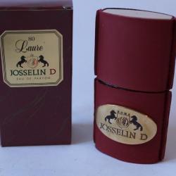 Flacon d'eau de parfum Laure de Josselin D