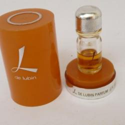 Flacon de parfum miniature échantillon "L" de LUBIN