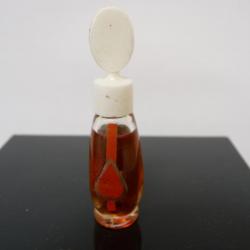 Miniature de parfum Symbole DANA (Rouge)