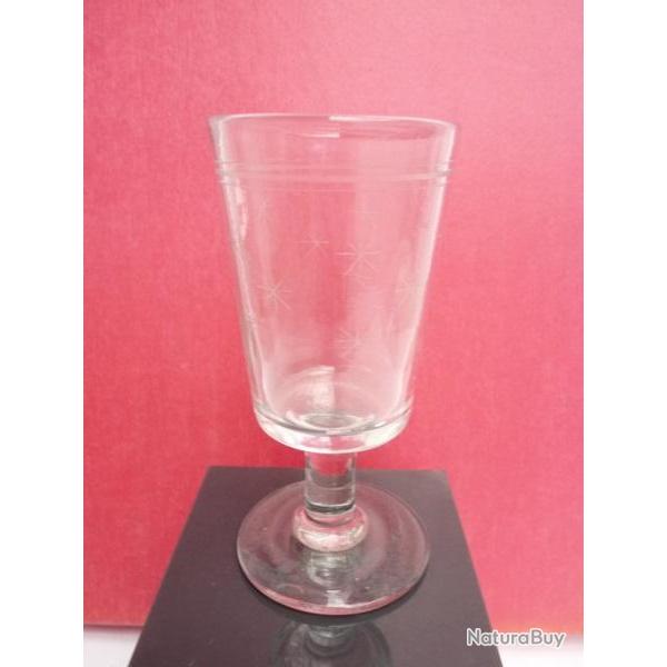 Ancien verre de bistrot