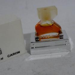 Echantillon miniature parfum Infini CARON